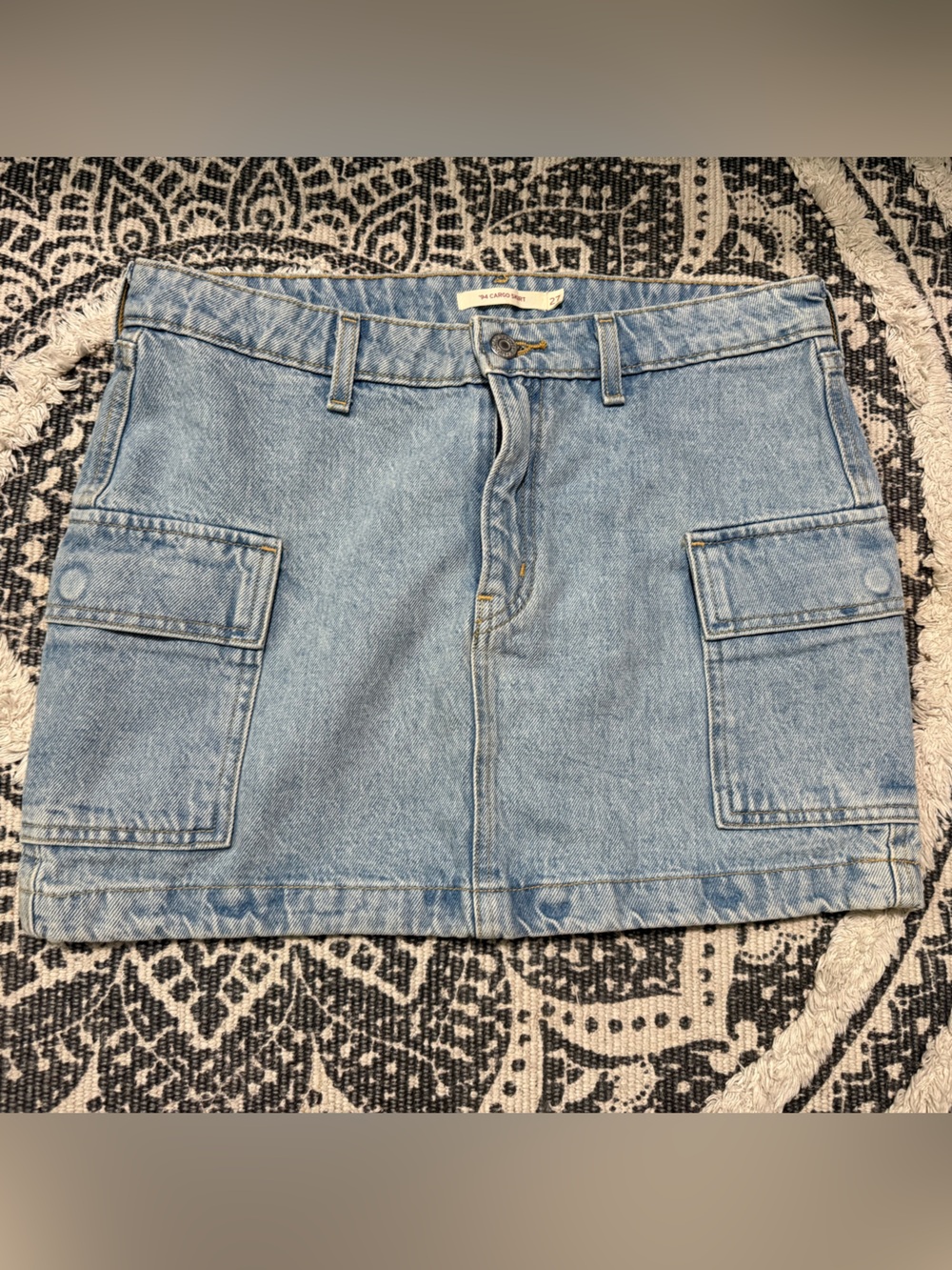 Levi's 94 Cargo Mini Skirt